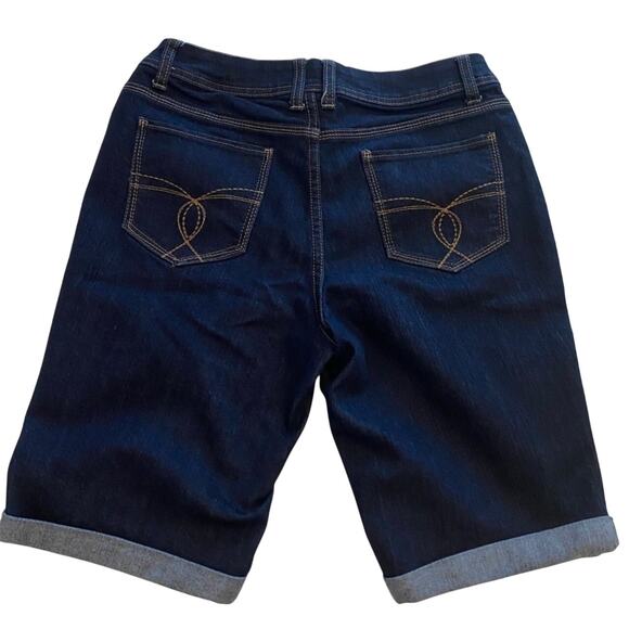 St John's Bay Women's 8 Dark Wash Denim Shorts Bermuda Resort Slimming Summer - Picture 4 of 10